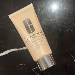 Clinique Moisture Surge Overnight Face Mask